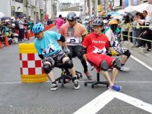 Office chair racing 日本辦公室椅子競速大賽1746054569