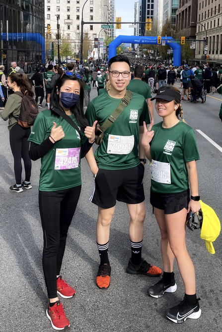 Vancouver Sun Run Team Fairchild Radio10262