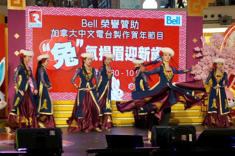 CNY Eve 送虎迎兔「兔氣揚眉迎新歲」10911