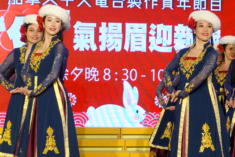 CNY Eve 送虎迎兔「兔氣揚眉迎新歲」10914