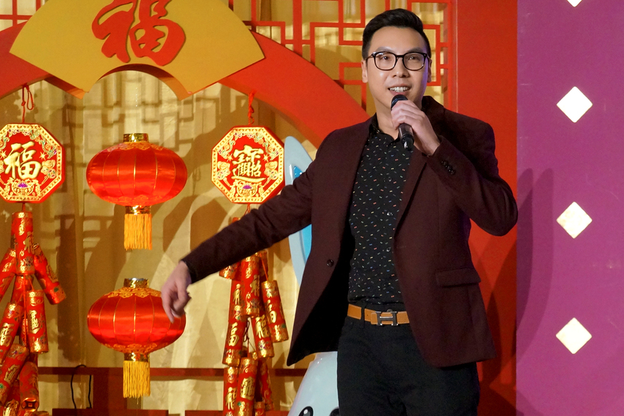 CNY Eve 送虎迎兔「兔氣揚眉迎新歲」11010