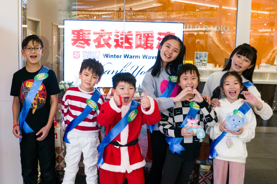 「寒衣送暖流 之 送暖有禮日」