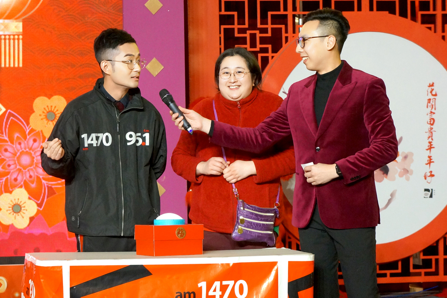 LNY Eve 送虎迎兔「龍鳳呈祥賀新歲」11947