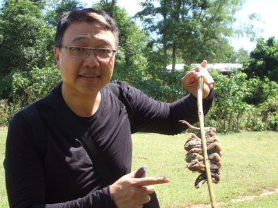 William Ho and Chris Wong<br>何活權 黃凱芹 老撾愛心之旅1809