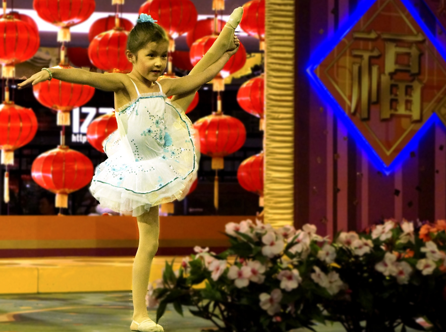 CNY 2013 金蛇賀歲迎新春3392