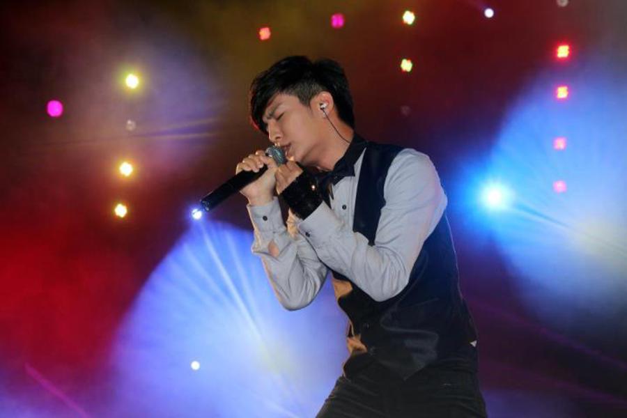 Aaron 炎亞綸  - GCGC North America Concert Performer 3545