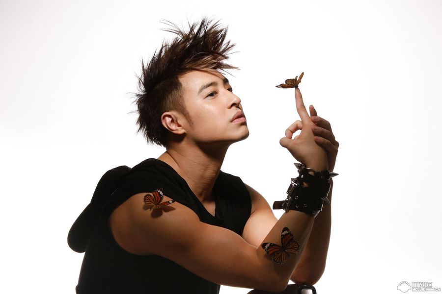 Wilber 潘瑋柏  - GCGC North America Concert Performer3596