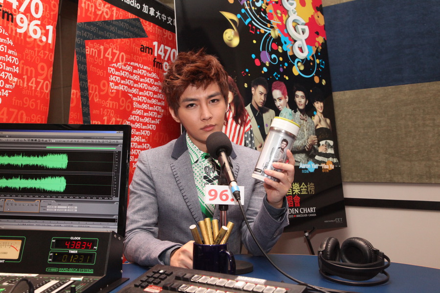 GCGC 炎亞綸 @ Fairchild Radio3699