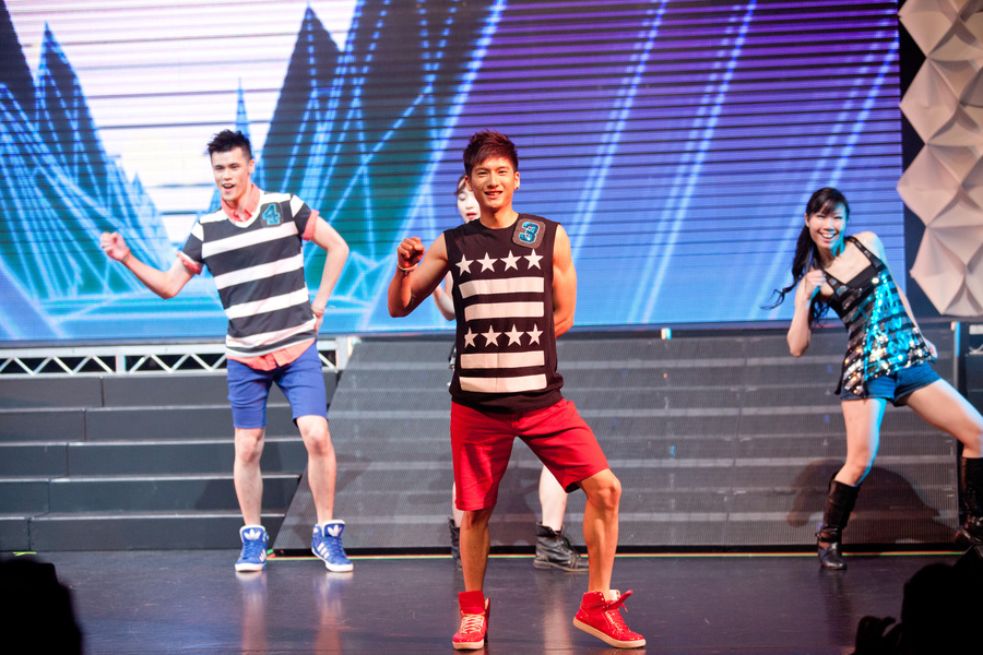 Sunshine Nation 2013 決賽台上4073