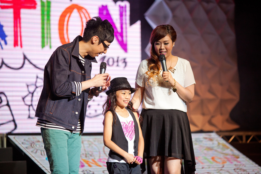 Sunshine Nation 2013 決賽台上4102