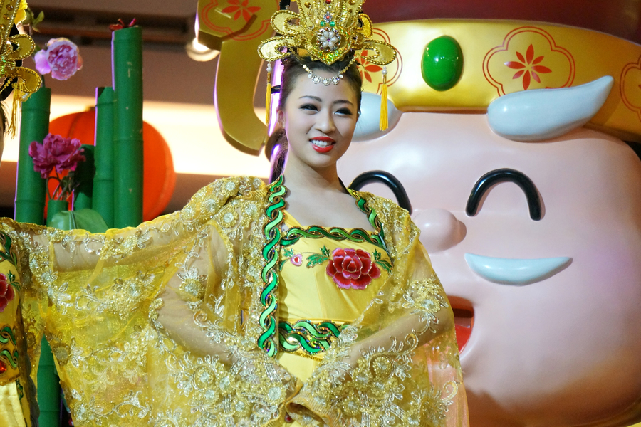 CNY Eve 鼓舞飛羊慶豐年5469