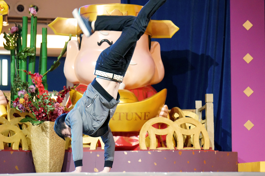 CNY Eve 鼓舞飛羊慶豐年5502