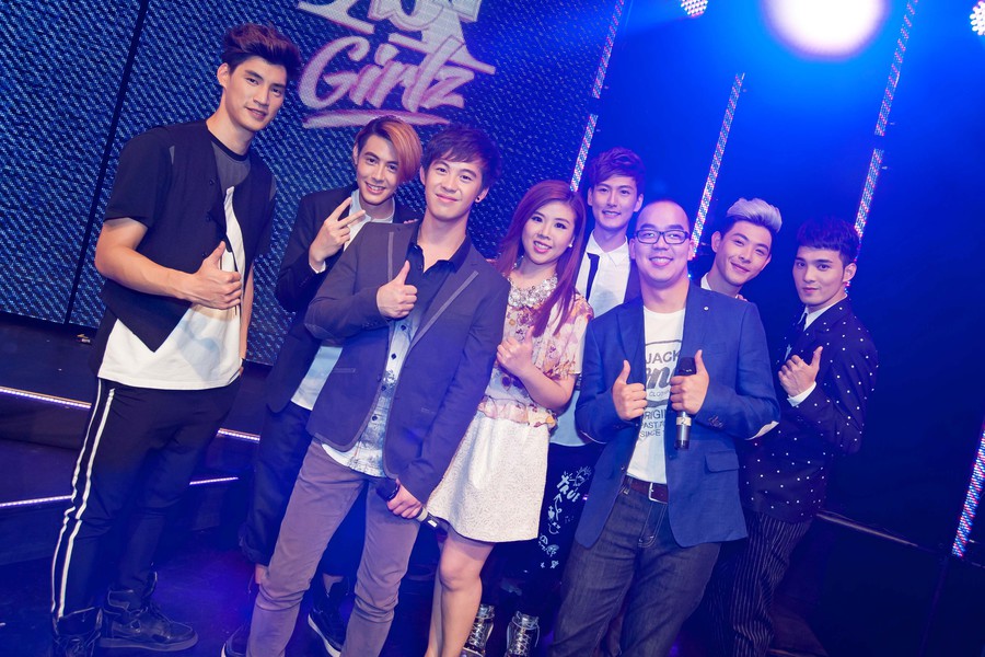 Sunshine Nation (Girlz SpeXial)5945