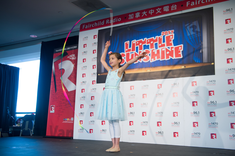 Little Sunshine 微笑眼神萌翻全場7835