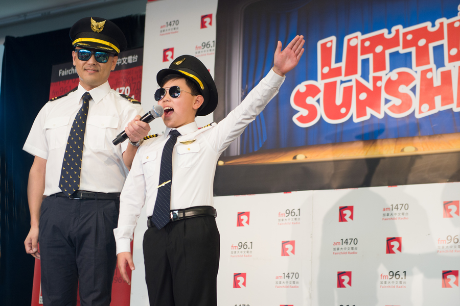 Little Sunshine 微笑眼神萌翻全場7852