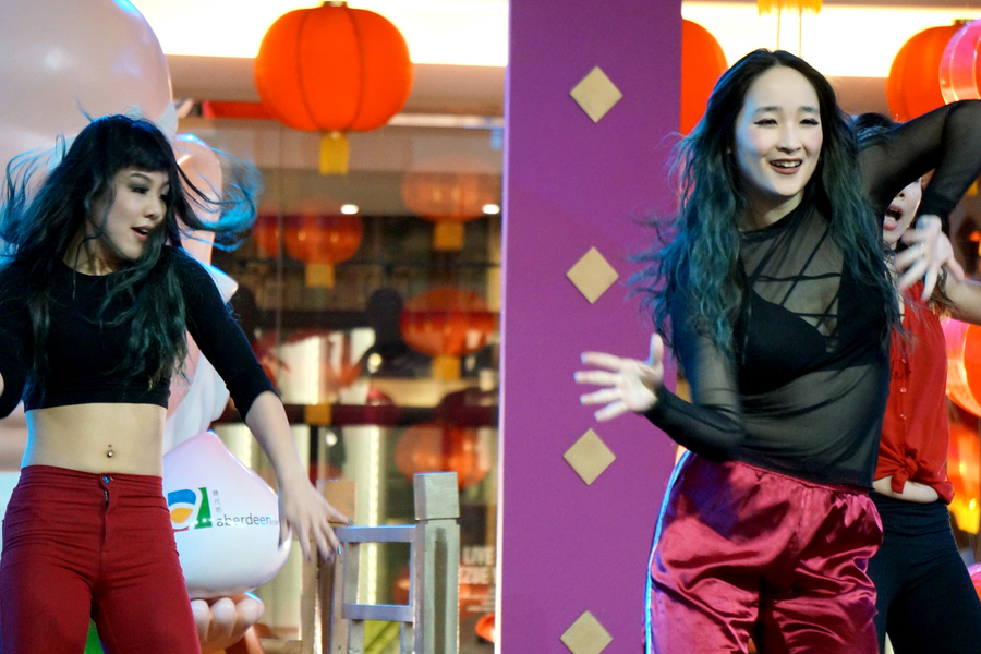 CNY Eve 歌舞昇平慶新年 圖片集7982