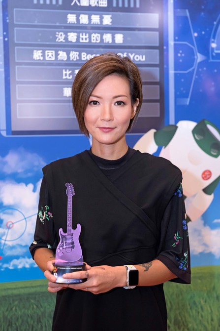 SQ22  盧巧音新聞發佈會8206