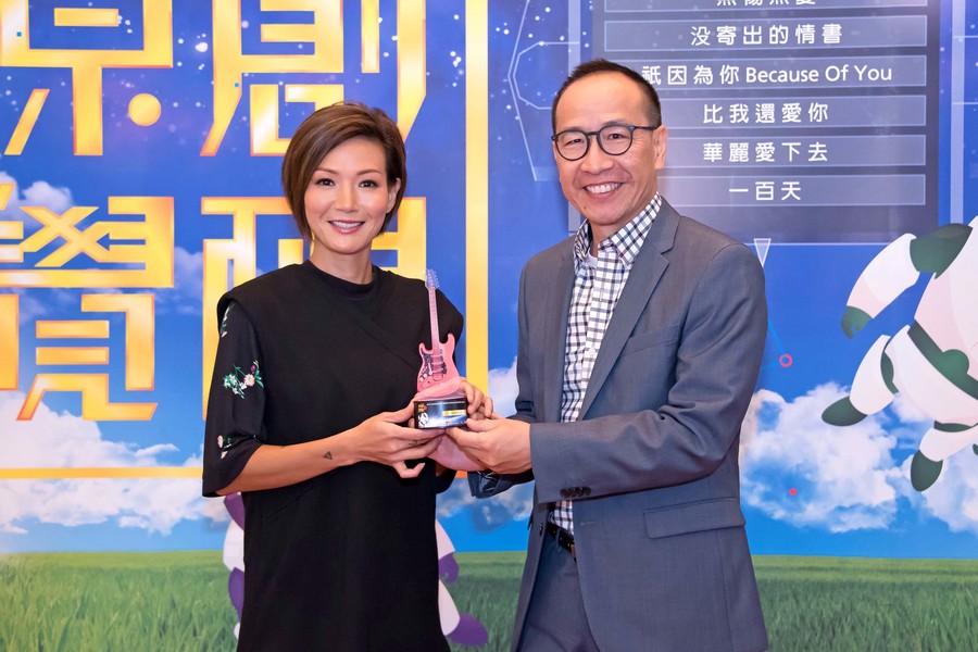 SQ22  盧巧音新聞發佈會8208