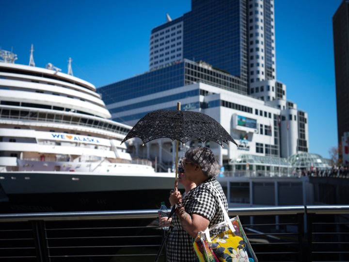 皮膚科醫生提醒民眾高溫天氣下勿長期曝曬