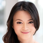 Tracy 陳婧
